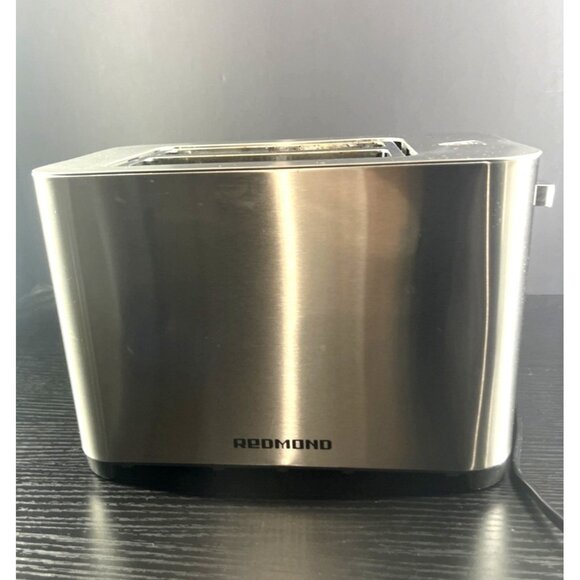 Redmond 2-Slice Stainless Steel Digital Toaster With Adjustable Browning & LED D - Picture 2 of 7